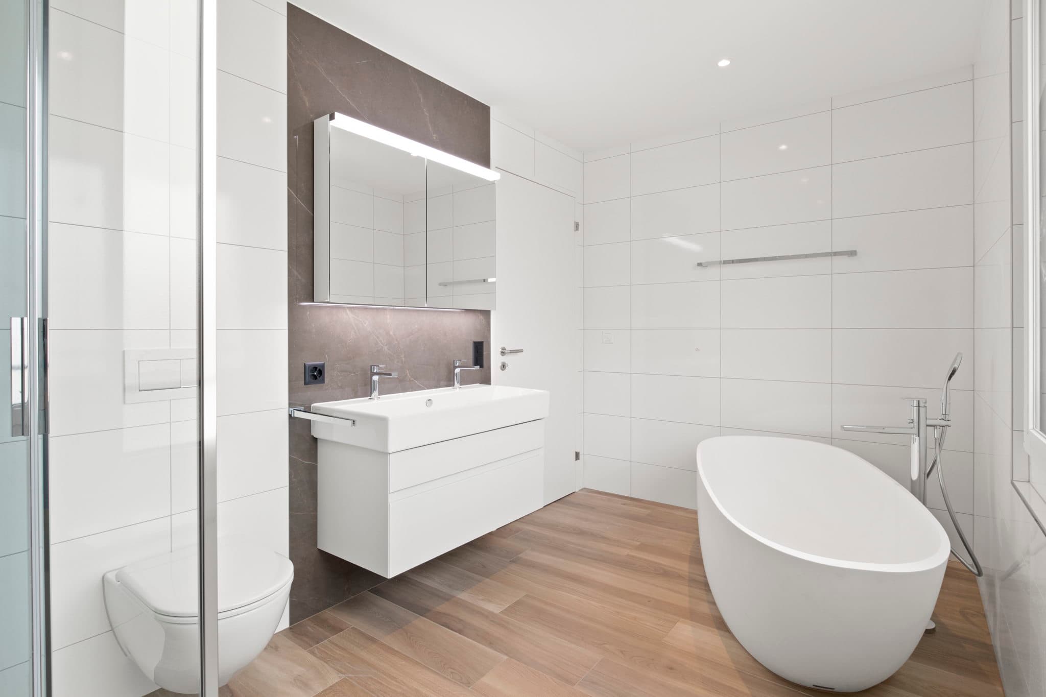 Reseda: Badezimmer